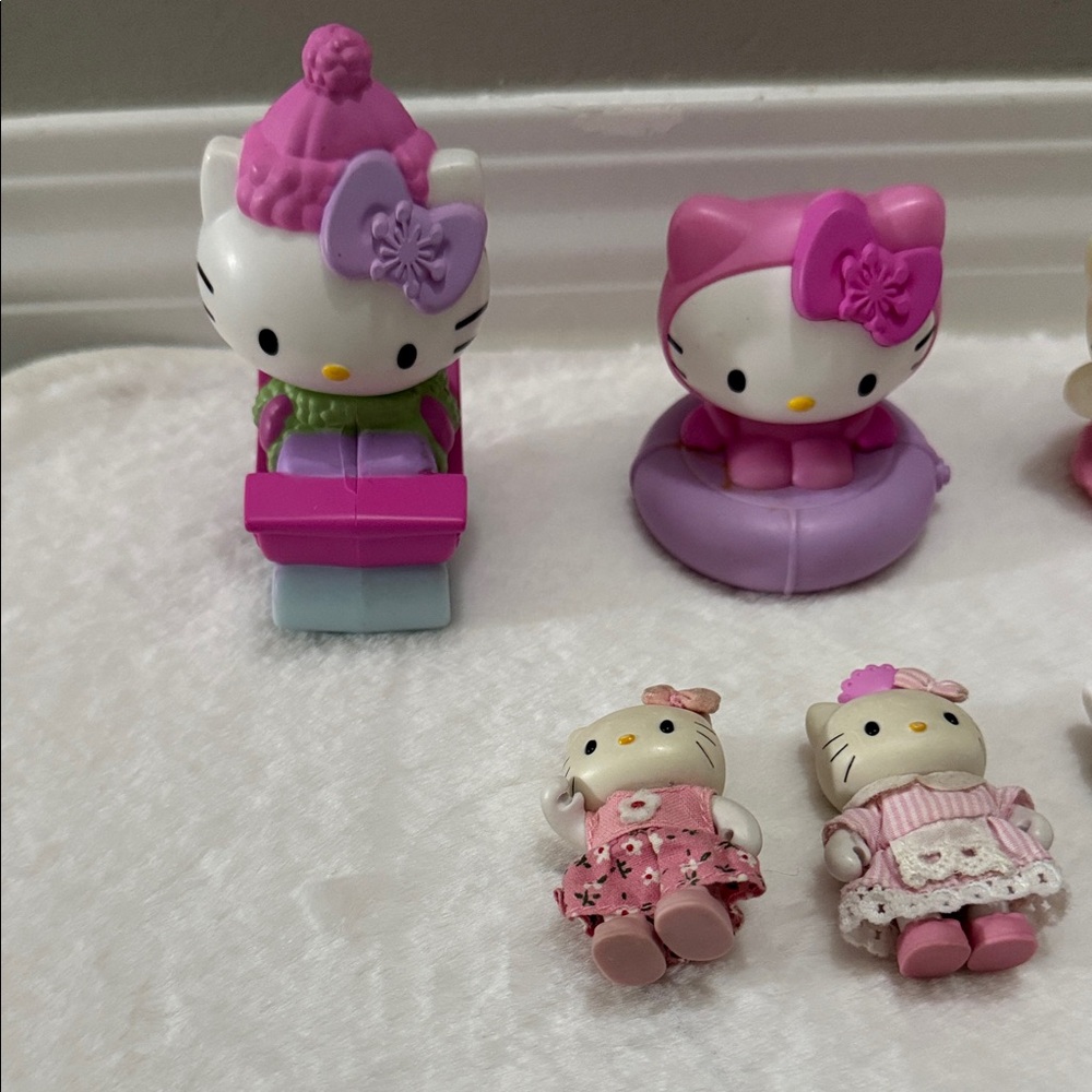 Hello Kitty Set - Picture 2 of 5